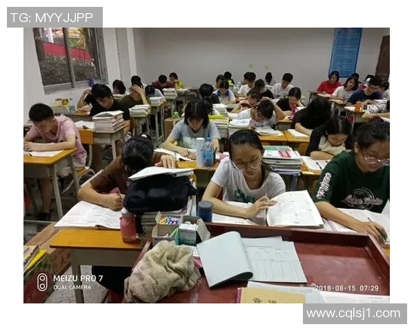 退役足球球星风采素描:从绿茵场到人生新篇章的精彩历程